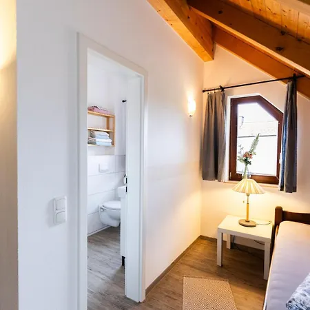 Landgut Seebühne Steigerwald - 3* Vestenbergsgreuth