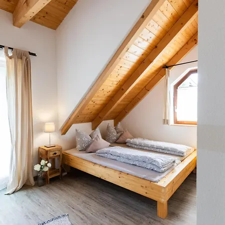 Landgut Seebühne Steigerwald - Apartahotel Vestenbergsgreuth