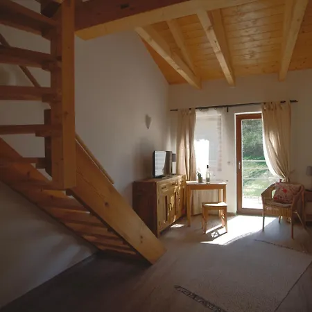 アパートホテル Landgut Seebuehne Steigerwald - 3*