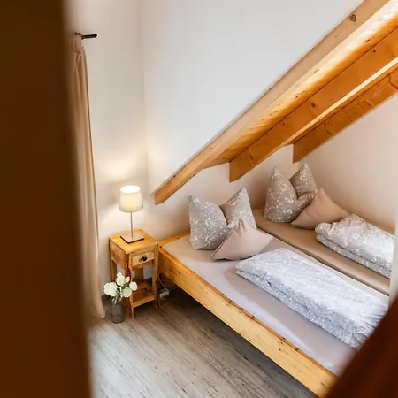 Landgut Seebuehne Steigerwald -
